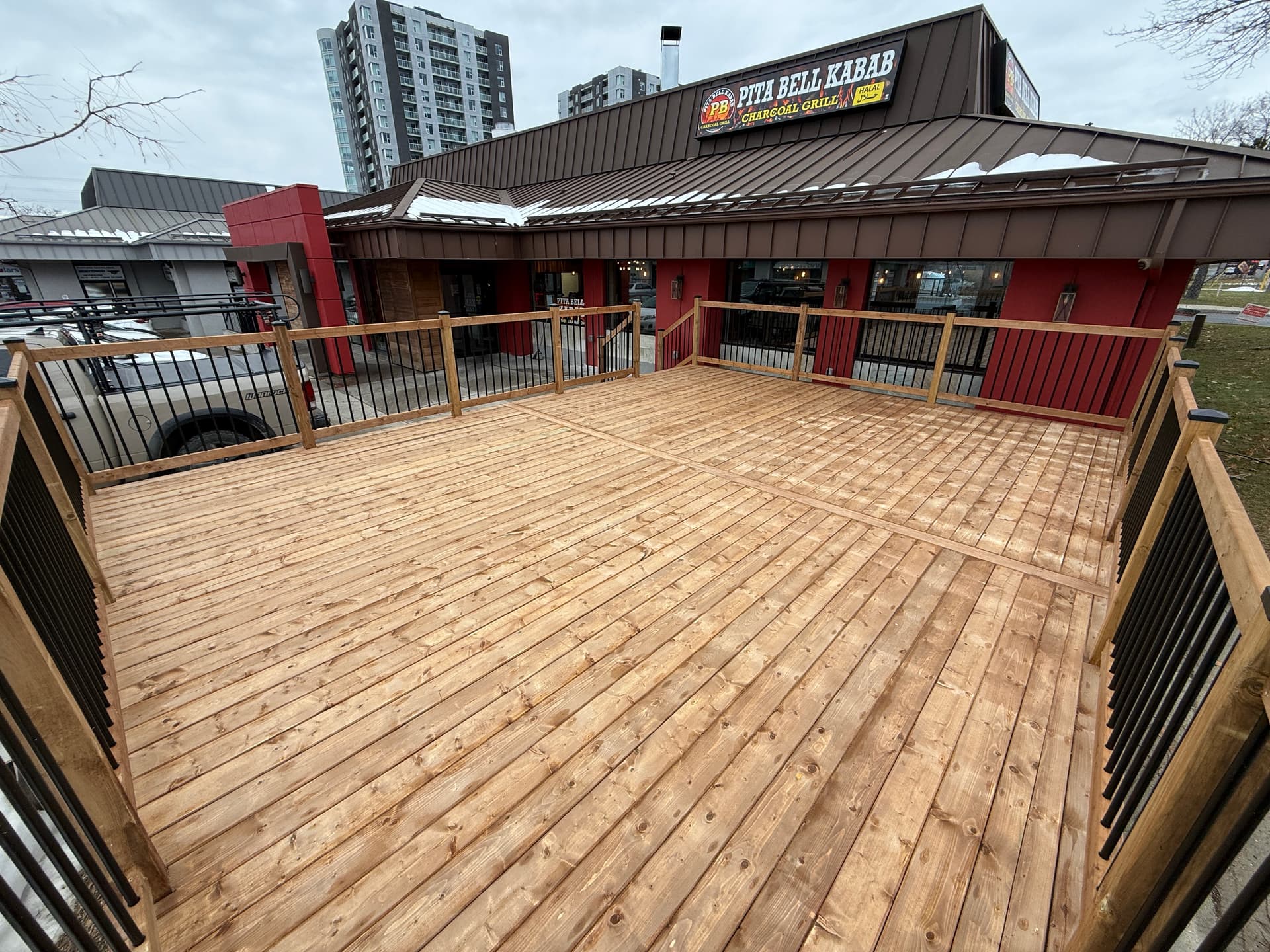 Custom Decks Ottawa