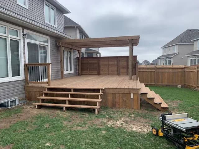 Decks in Ottawa - Embaby Carpentry